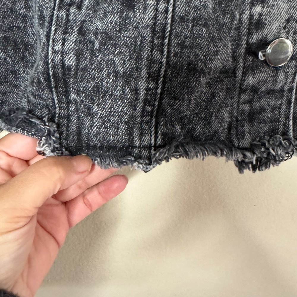 Highway Jeans Cropped Denim Jacket Raw Hem Edging Size S - Picture 3 of 12